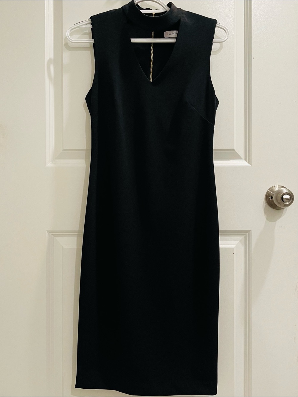 Calvin Klein Black Sleeveless V-Neck Sheath Dress